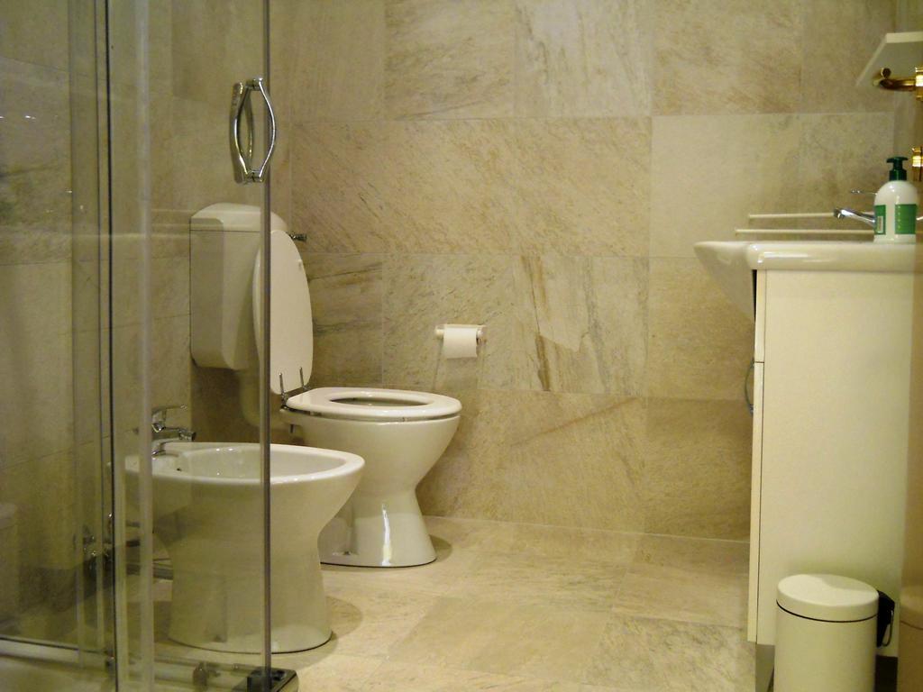 B&B Il Cortile Malpensa Casorate Sempione Bagian luar foto